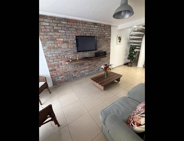 4 BEDROOM HOUSE FOR SALE IN MITCHELLS PLAIN CENTRAL